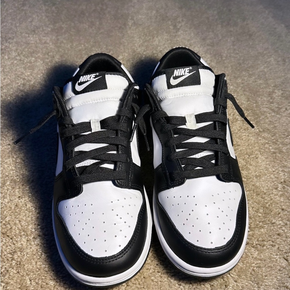 Nike Classic Black and White Low-Tops